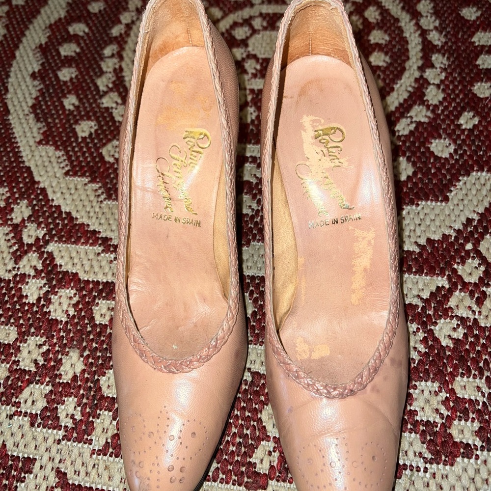 Ferragamo Heel - size 9N